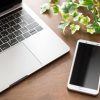 ノートPCとスマートフォン
